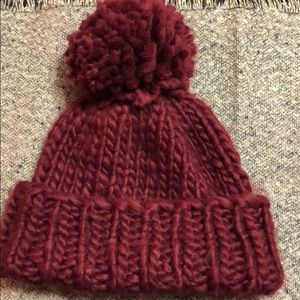 Maurice’s maroon hat